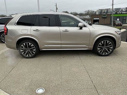 New 2026 Volvo XC90 T8 Plus w/ Protection Package Premier AWD/4WD image 7