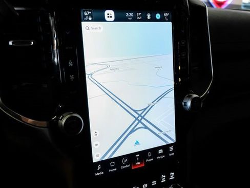 Used 2024 RAM 3500 Laramie w/ Towing Technology Group image 22