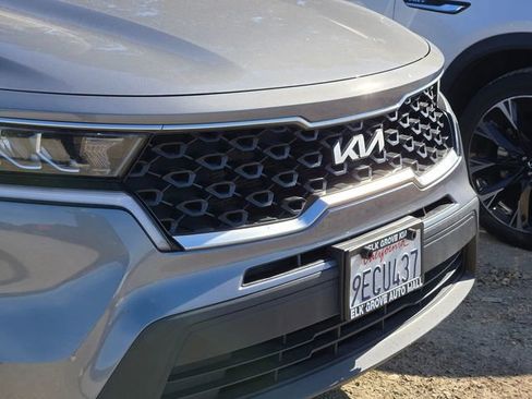Certified 2023 Kia Sorento LX AWD/4WD image 5