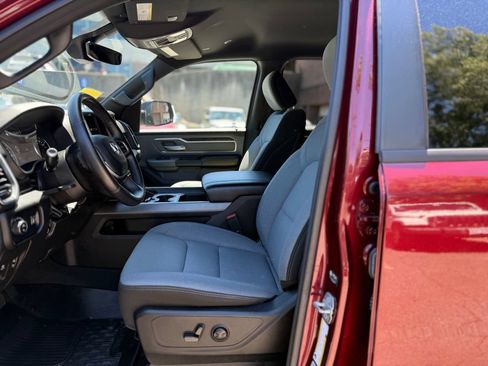 Used 2022 RAM 1500 Big Horn AWD/4WD image 17