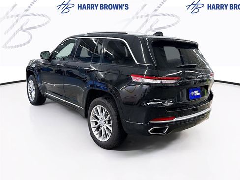 Used 2022 Jeep Grand Cherokee Summit AWD/4WD image 2