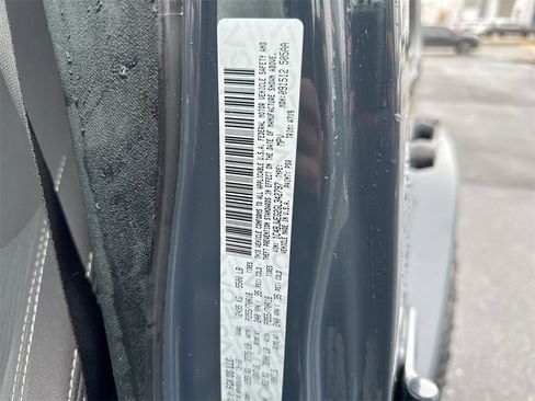 Used 2016 Jeep Wrangler Unlimited Sahara w/ Connectivity Group image 26