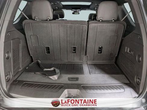 Used 2023 GMC Yukon SLT w/ SLT Premium Package AWD/4WD image 29