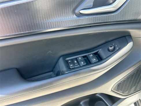 Used 2024 Jeep Grand Cherokee L Altitude image 17