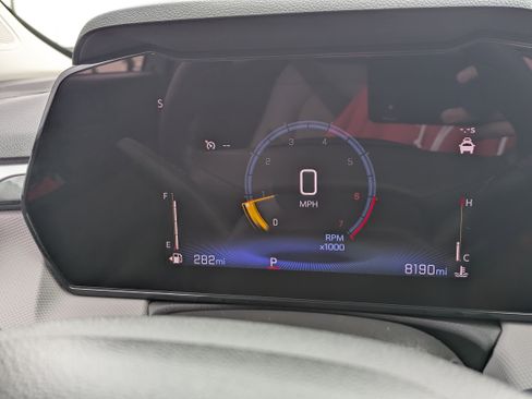 Used 2024 Chevrolet TrailBlazer LT w/ Driver Confidence Package image 29