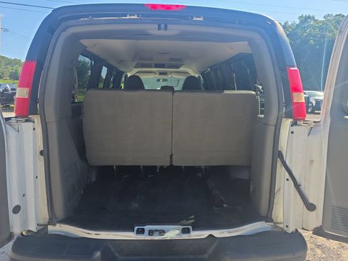 Used 2013 Chevrolet Express 2500 LS RWD image 24