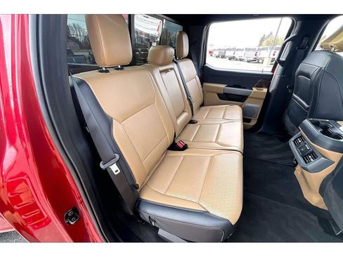 Used 2025 Ford F450 Lariat w/ Lariat Ultimate Package AWD/4WD image 28