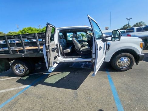 Used 2017 Ford F350 XL RWD image 9