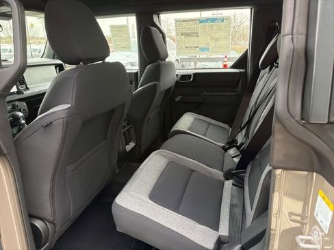 New 2025 Ford Bronco 4-Door AWD/4WD image 9