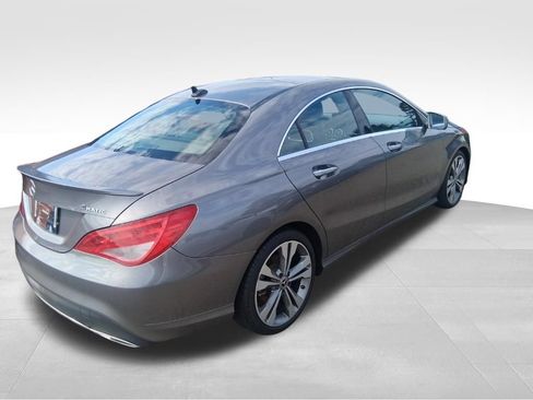 Used 2019 Mercedes-Benz CLA 250 4MATIC image 6