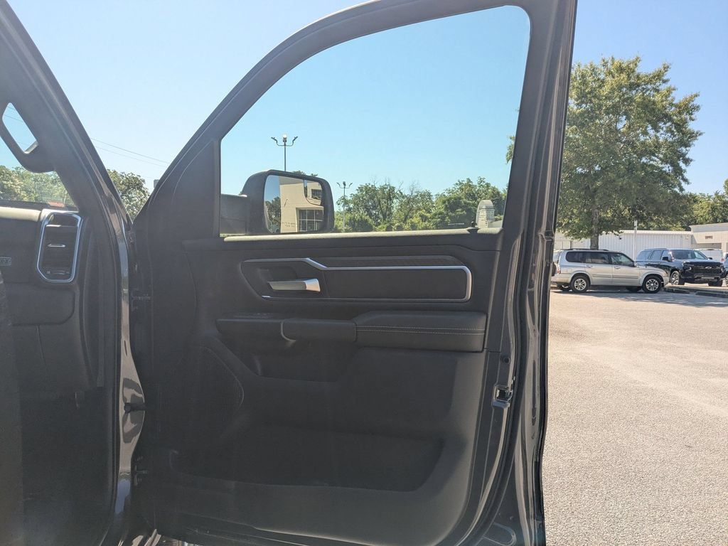 Used 2026 RAM 1500 Big Horn AWD/4WD image 31