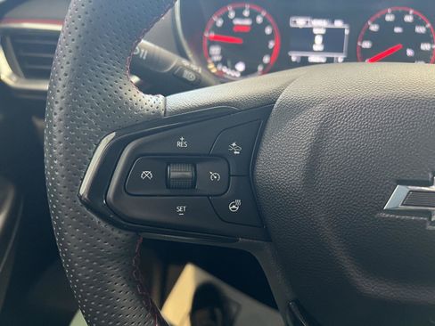 Used 2023 Chevrolet TrailBlazer RS w/ Convenience Package FWD image 38