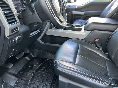 Used 2020 Ford F350 Lariat w/ Camper Package AWD/4WD image 16