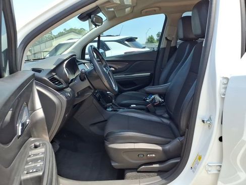 Used 2019 Buick Encore Preferred FWD image 14