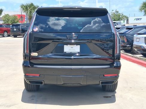 Used 2026 Cadillac Escalade Platinum Sport w/ LPO, Floor Liner Package RWD image 5