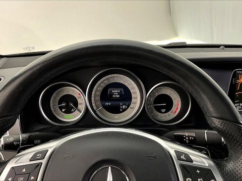 Used 2016 Mercedes-Benz E 350 4MATIC Sedan image 13