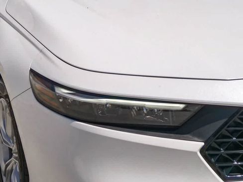 Used 2023 Honda Accord LX image 4