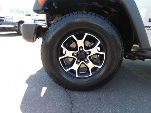 Used 2013 Jeep Wrangler Unlimited Sport AWD/4WD image 9