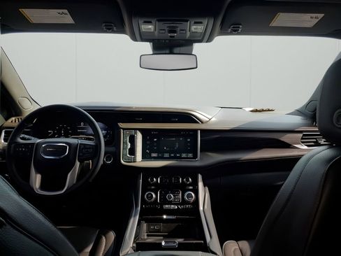 Certified 2023 GMC Yukon XL Denali AWD/4WD image 24
