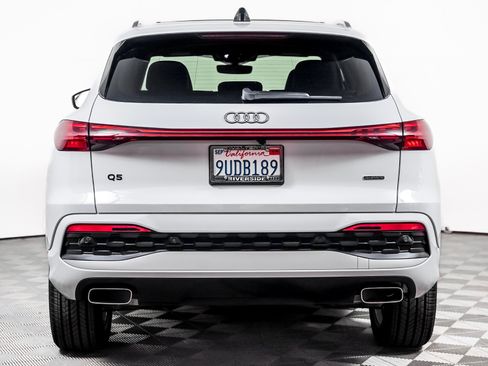 Certified 2025 Audi Q5 Premium w/ Premium Plus AWD/4WD image 7
