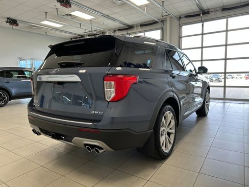 Used 2021 Ford Explorer Platinum w/ Equipment Group 601A AWD/4WD image 5