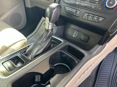 Used 2017 Ford Escape Titanium w/ Equipment Group 301A image 22