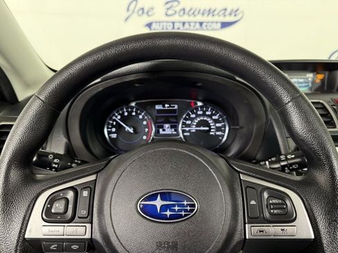 Used 2017 Subaru Forester 2.5i Premium image 4