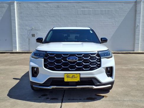 Used 2025 Ford Explorer Platinum w/ Ultimate Package RWD image 19