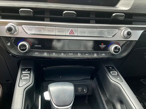 Used 2023 Kia Telluride EX X-Line image 15