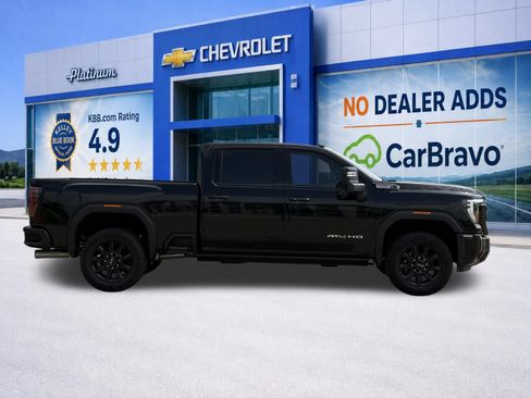 Used 2025 GMC Sierra 2500 AT4 w/ AT4 Premium Plus Package AWD/4WD image 8