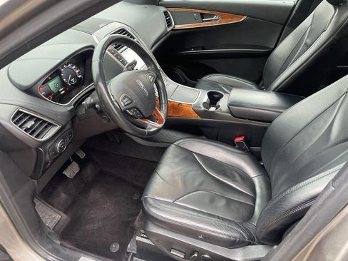 Used 2016 Lincoln MKX Reserve w/ Climate Package image 10