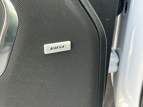 Used 2022 Chevrolet Suburban Premier w/ Premium Package image 29