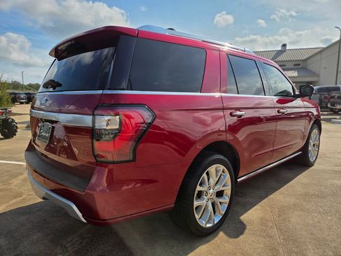 Used 2019 Ford Expedition Platinum RWD image 5