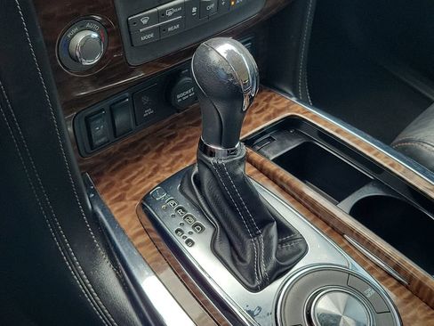 Used 2018 Nissan Armada SL w/ Moonroof Package RWD image 32