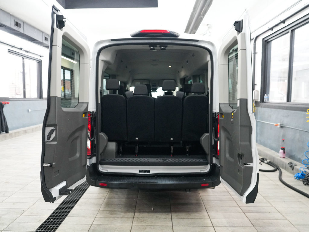 Used 2025 Ford Transit 350 XLT RWD image 36