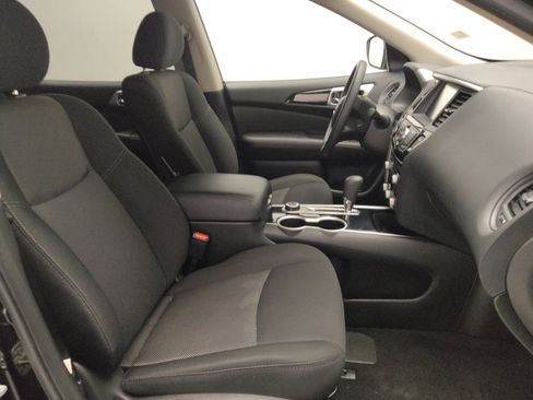 Used 2020 Nissan Pathfinder S AWD/4WD image 21
