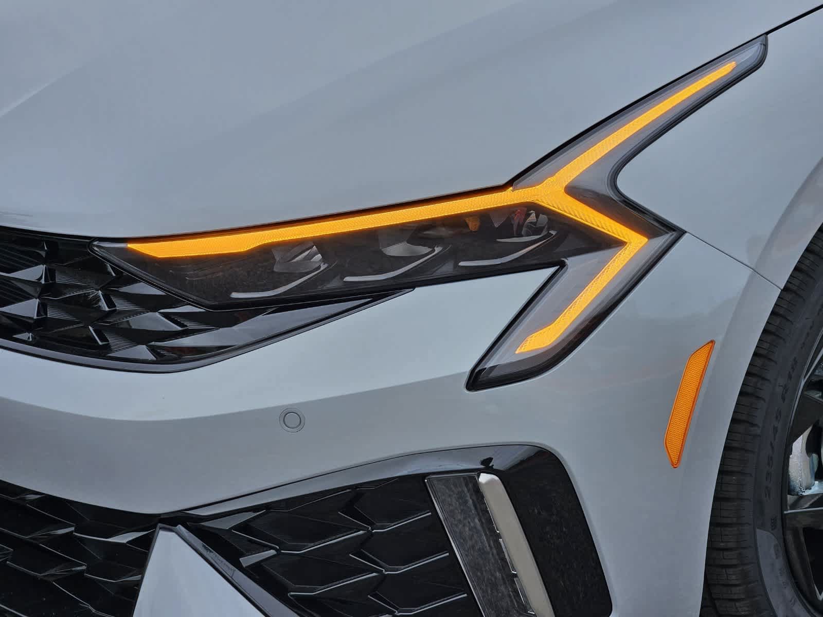 New 2027 Kia K5 GT-Line FWD image 7