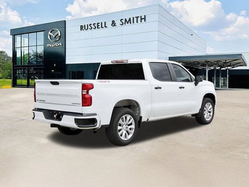 Used 2024 Chevrolet Silverado 1500 Custom AWD/4WD image 5
