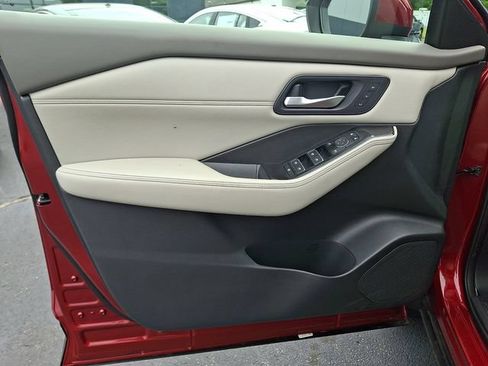 Certified 2023 Nissan Rogue SL AWD/4WD image 13
