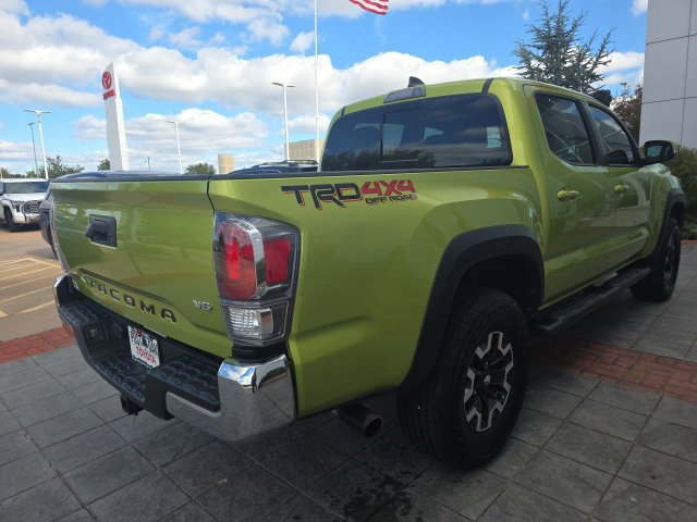 Used 2023 Toyota Tacoma TRD Off-Road AWD/4WD image 9