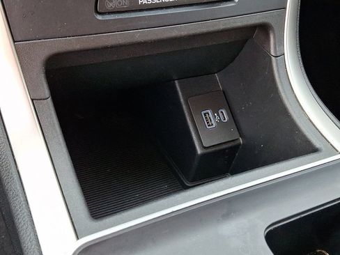 Used 2023 Ford Edge SE w/ Black Appearance Package AWD/4WD image 24
