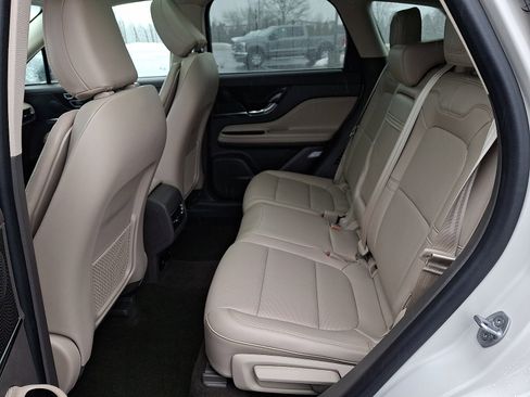 Used 2024 Lincoln Corsair AWD w/ Equipment Group 101A image 10