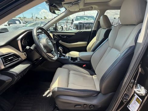 Used 2023 Subaru Outback Limited AWD/4WD image 12