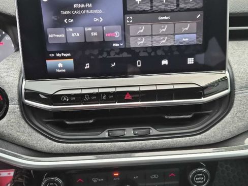 Used 2022 Jeep Compass Latitude w/ Convenience Group image 9