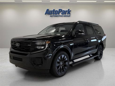 New 2025 Ford Expedition Max Platinum w/ Stealth Appearance Package image 3