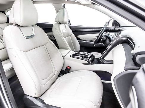 Used 2023 Hyundai Tucson Limited image 30