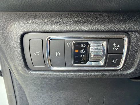 Used 2020 Lincoln Corsair Reserve w/ Elements Package AWD/4WD image 22