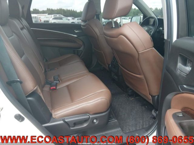 Used 2017 Acura MDX w/ Technology Package AWD/4WD image 13