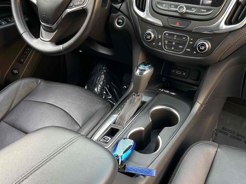 Used 2020 Chevrolet Equinox Premier image 42