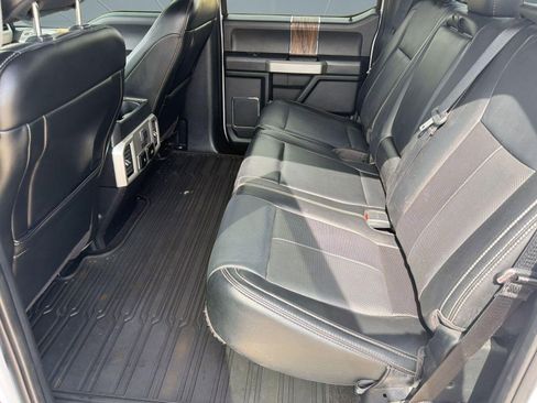 Used 2019 Ford F150 Lariat w/ Equipment Group 502A Luxury image 13